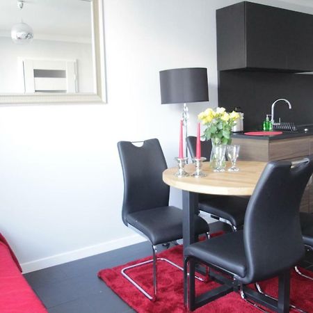 Fantastyczny Apartament Krolewska Warschau Exterior foto