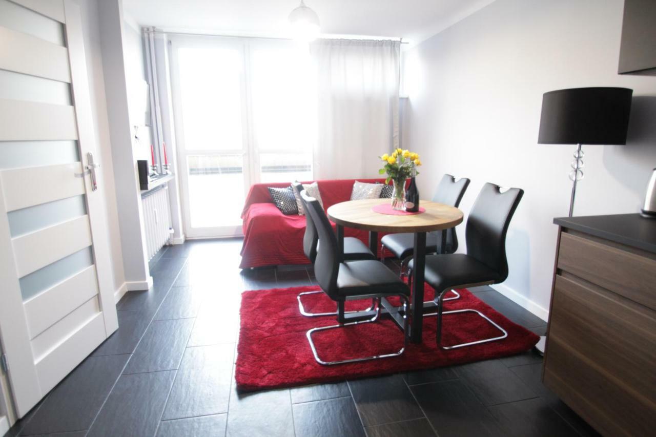 Fantastyczny Apartament Krolewska Warschau Exterior foto