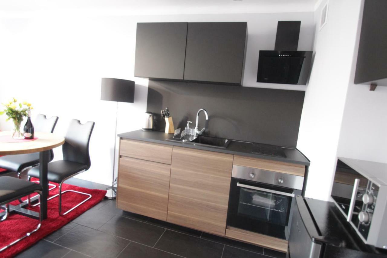 Fantastyczny Apartament Krolewska Warschau Exterior foto