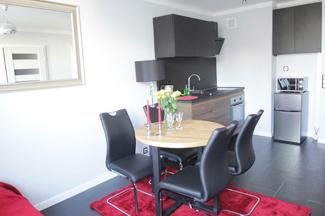 Fantastyczny Apartament Krolewska Warschau Exterior foto